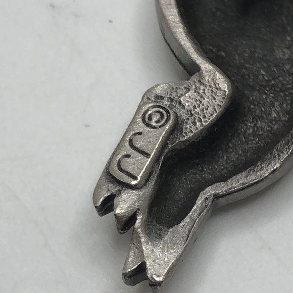 JJ  A flying pig vintage brooch pendant by JJ Jonette Jewelry 80’s - Picture 3 of 6